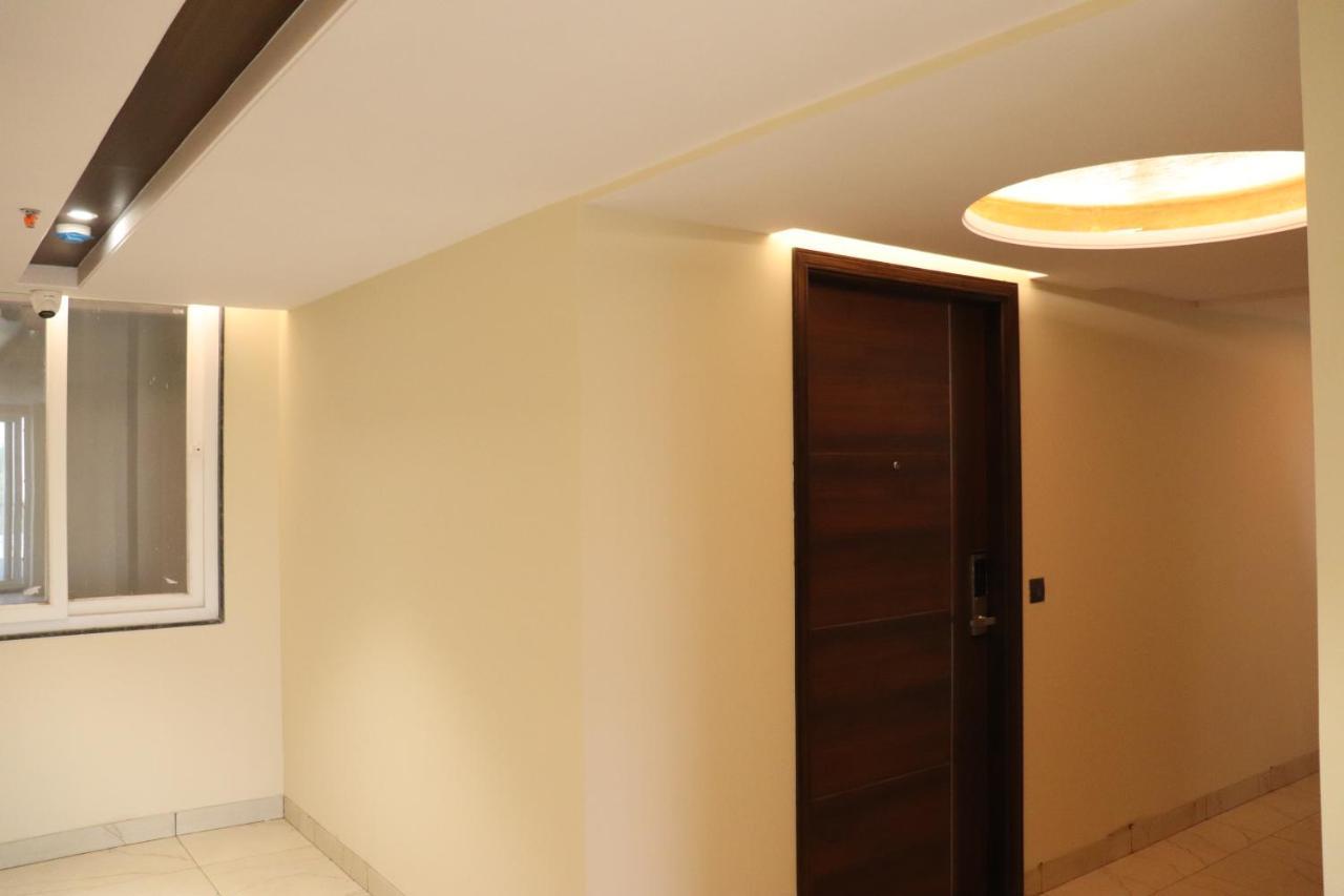 Hotel Grand Geeta Beawar Bagian luar foto